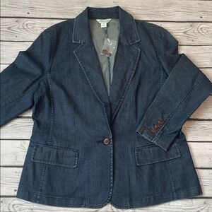 SUNDANCE DENIM BLAZER- NEW
Size 14